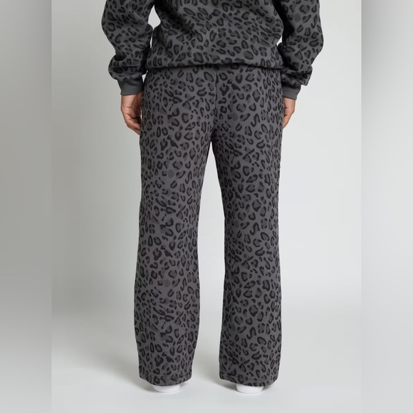 Comfrt Minimalist Sweatpants - Panther - Picture 5 of 5